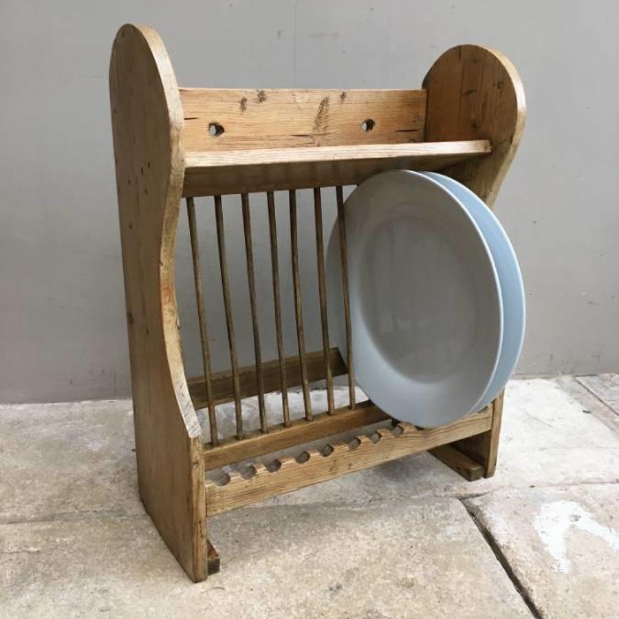 Early 20th Century Pine Plate Rack with Cup Rack