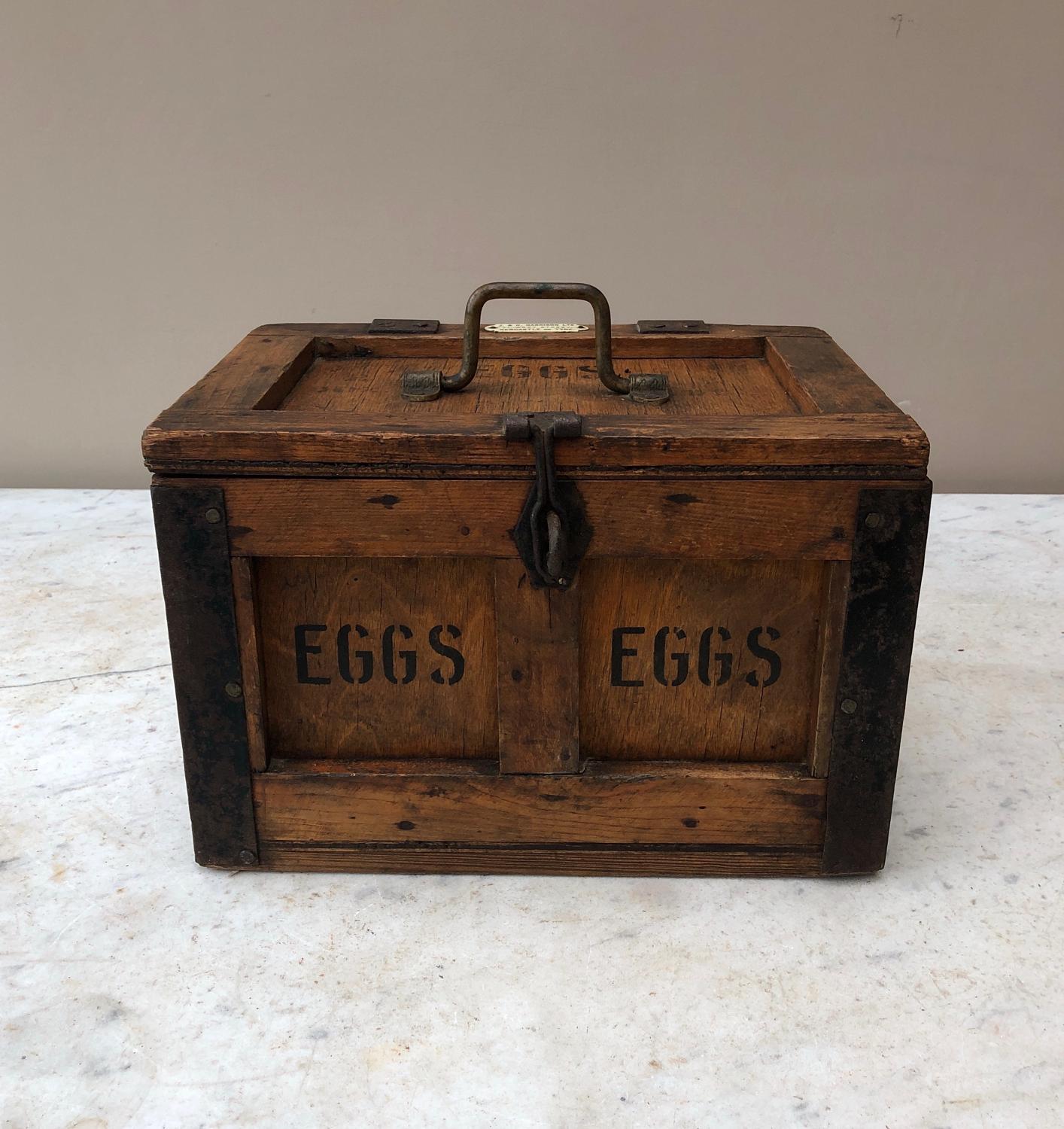 Early 20th Century Travelling Eggs Box