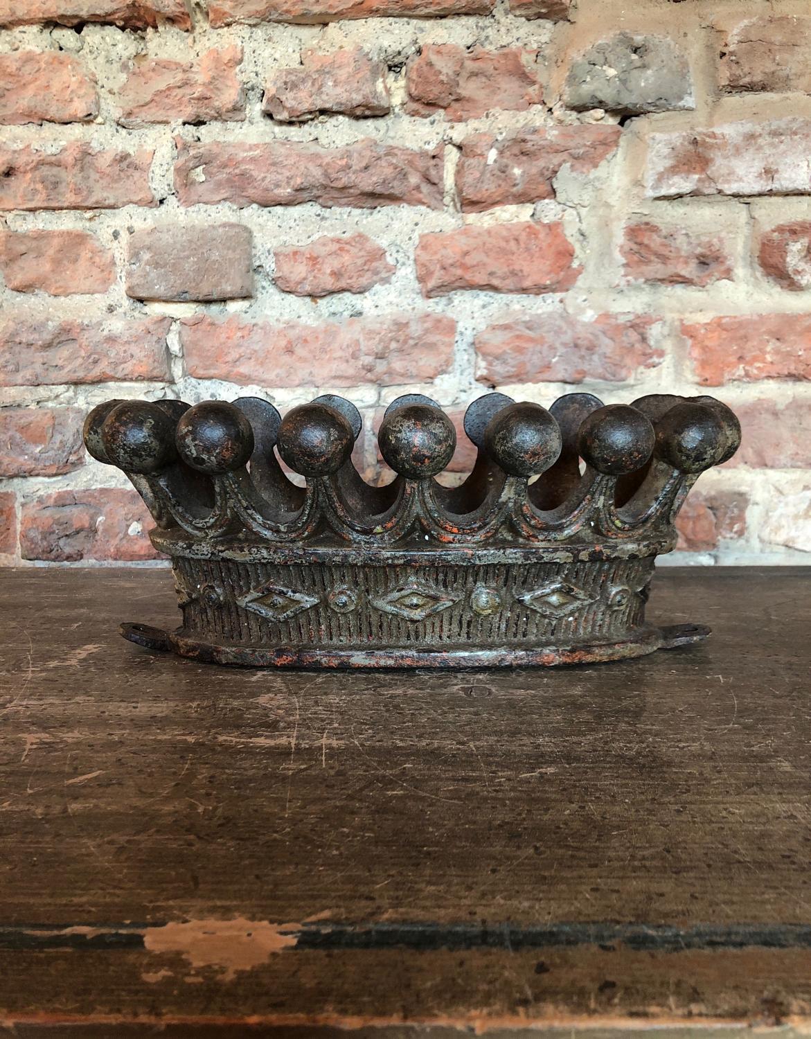 Wonderful Victorian Cast Iron Crown