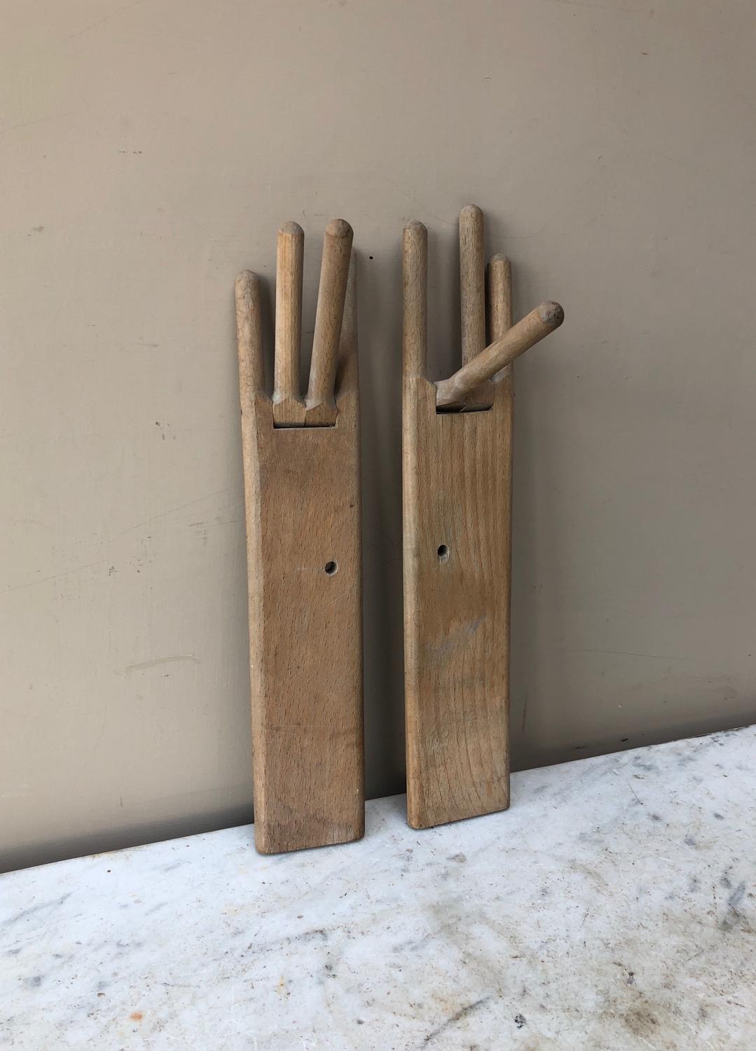 Rare Pair Georgian Lady's Glove Driers Stretchers Articulated Fingers