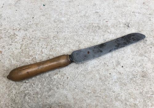 Early 20thC Bread Knife with Carved Handle