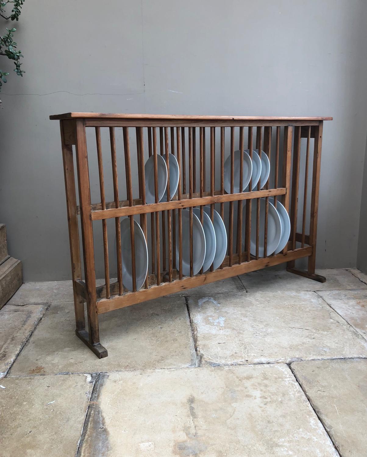 Large Victorian Pine Country House Plate Rack - Holds 36 Plates.