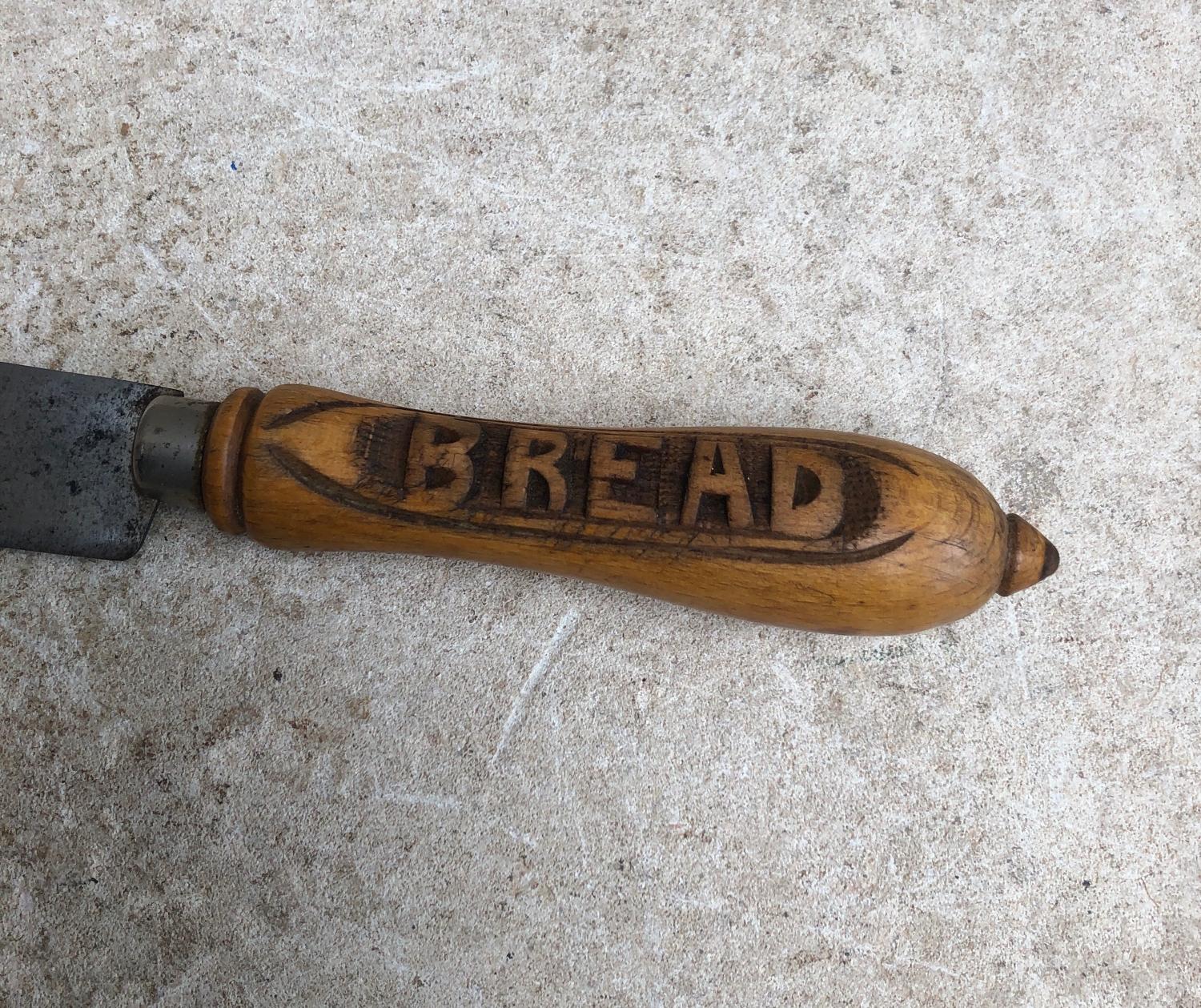 Early 20thC Bread Knife with Hand Carved Handle & Serrated Blade