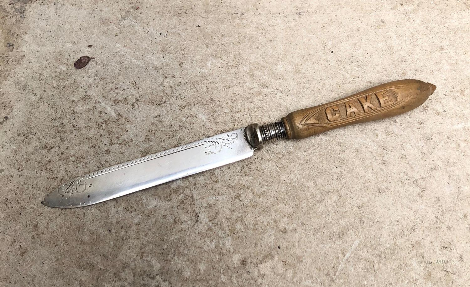 Rare Early 20th Century Hand Carved Cakes Knife