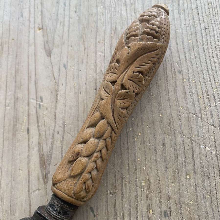 Victorian Bread Knife - Detailed Carved Treen Handle with Steel Blade