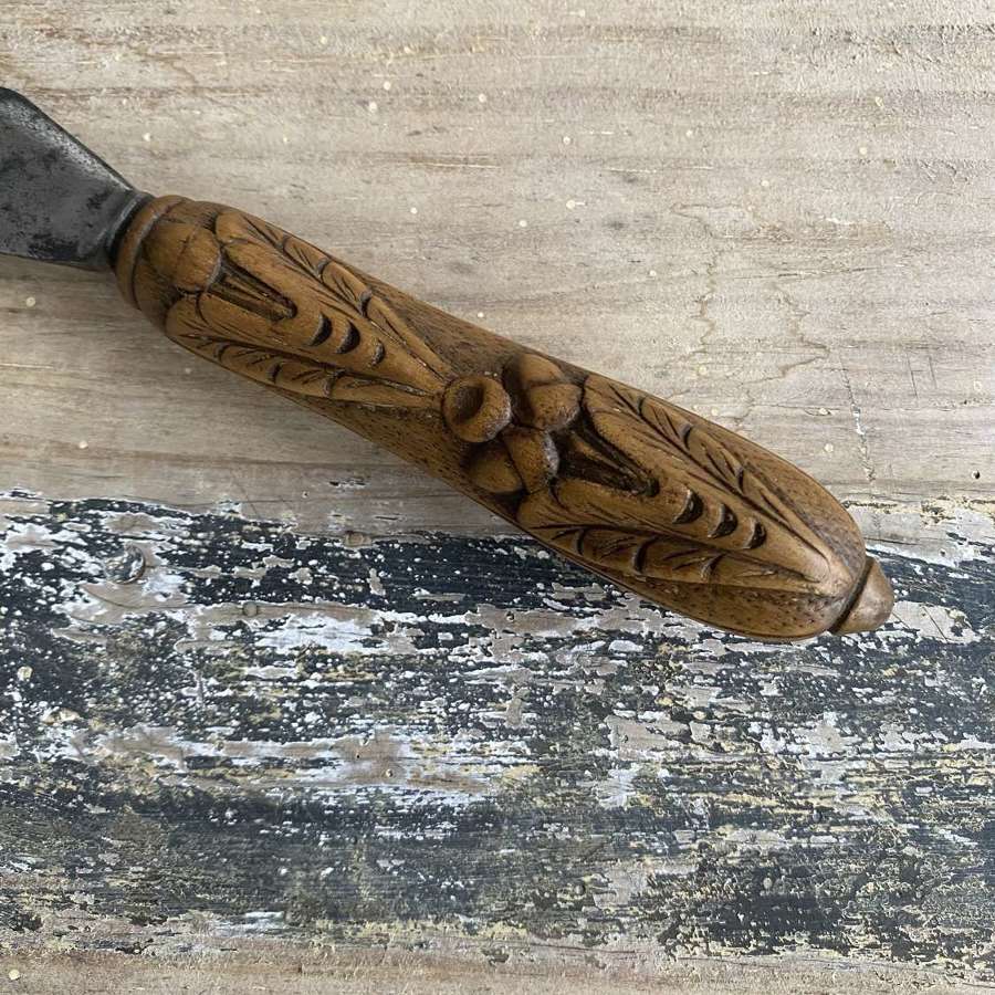 Late Victorian Bread Knife - Deeply Carved Handle -Stamped Steel Blade