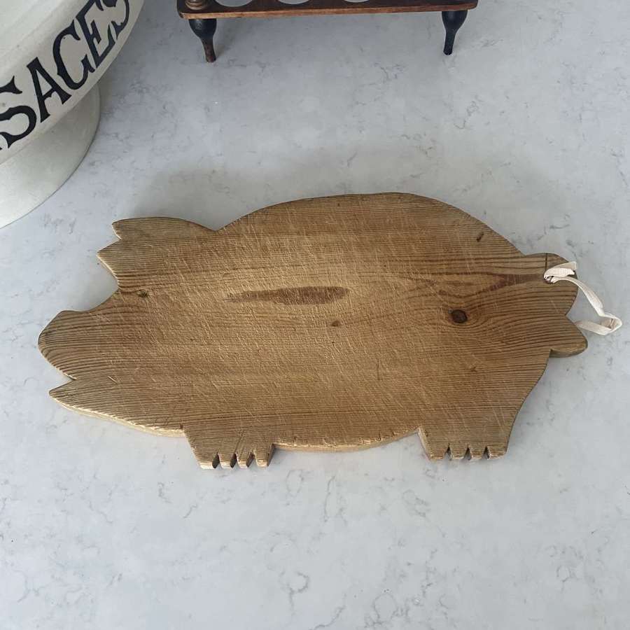 Early 20th Century Solid Pine Pig Shaped Chopping Board
