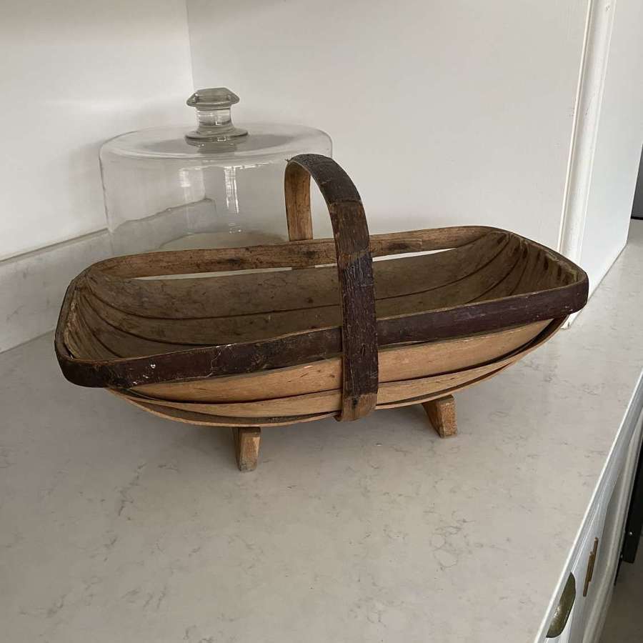 Lovely Condition Large Early 20th Century Sussex Garden Trug