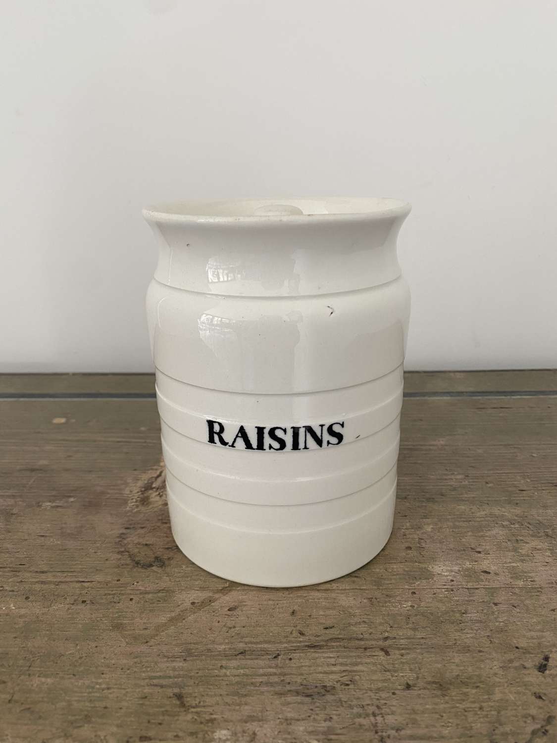 Late Victorian White Banded Ironstone Kitchen Jar - Raisins