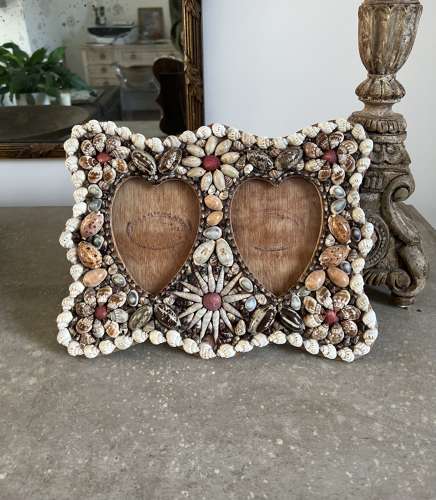 Large c1930s Shell Covered Double Heart Photograph Frame