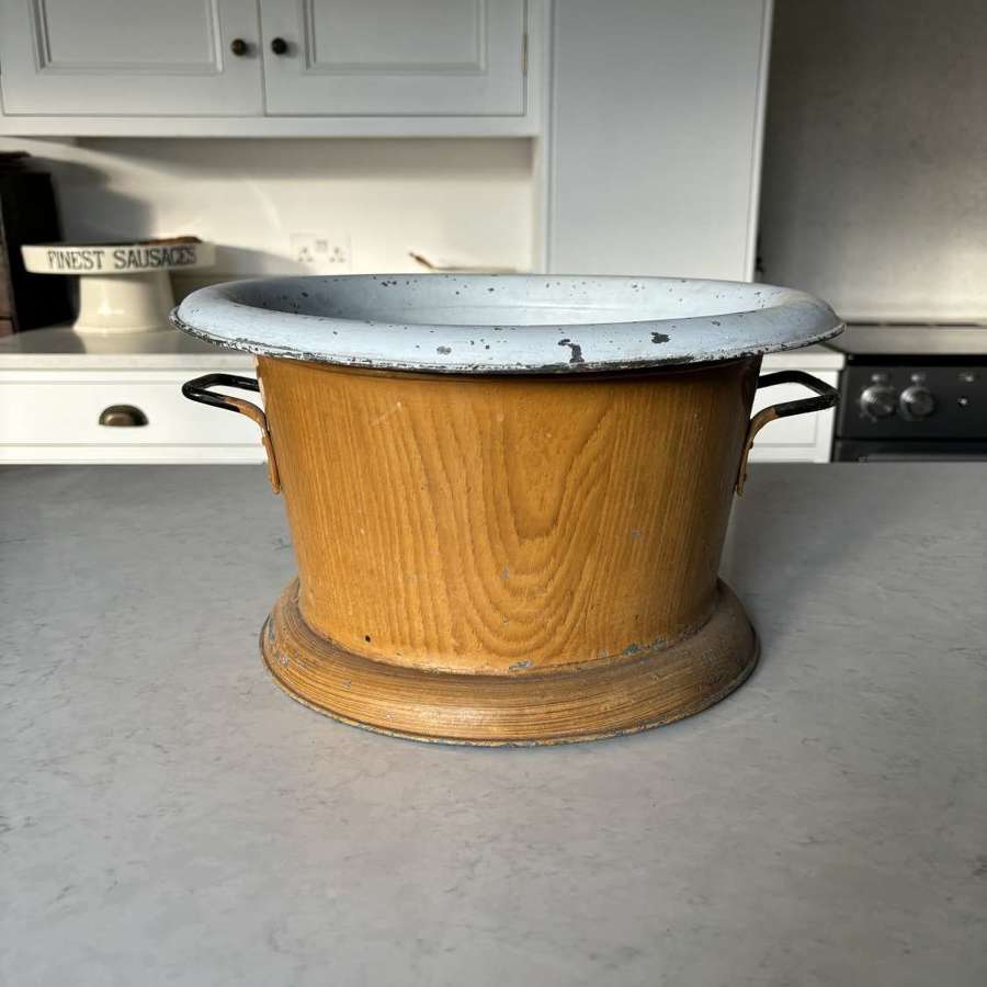 Lovely Shape Victorian Toleware Footbath - Perfect Flower Arrangement