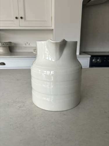 Large White Banded Ironstone Four Pint Dairy Milk Jug