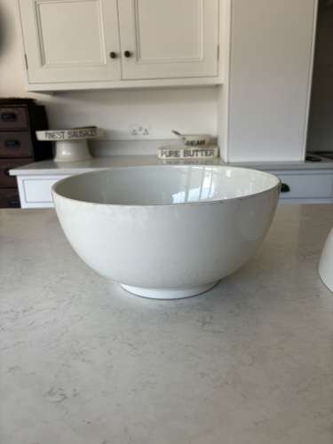 Pair of Large Early 20th Century White Ironstone Bowls on Raised Bases