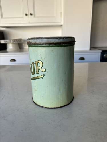 Early 20th Century Flour Tin. Gilded Lettering.