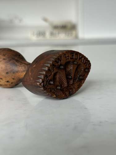 Superb Victorian Treen Biscuit Stamp-Pricker -Prince of Wales Feathers