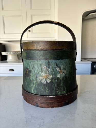 Victorian Banded Flour Barrel in Lovely Orig Paint with Lid & Handle