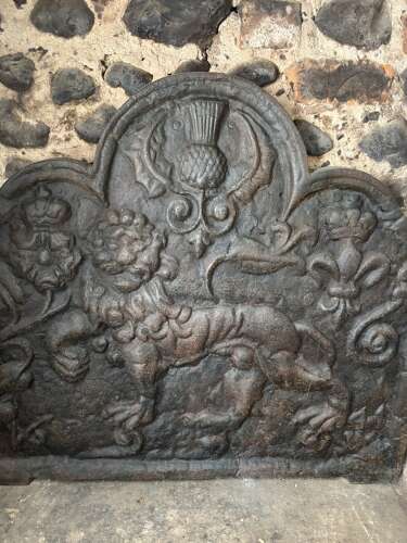 Early Victorian Iron Fireback with Central Lion