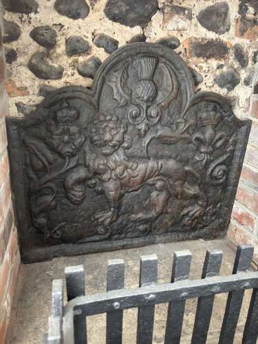 Early Victorian Iron Fireback with Central Lion