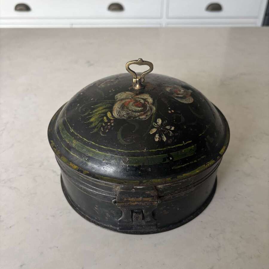 Victorian Spice Tin in Lovely Original Paint. With its Original Grater.