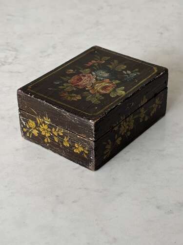 Small Early 20th Century Painted Pine Box