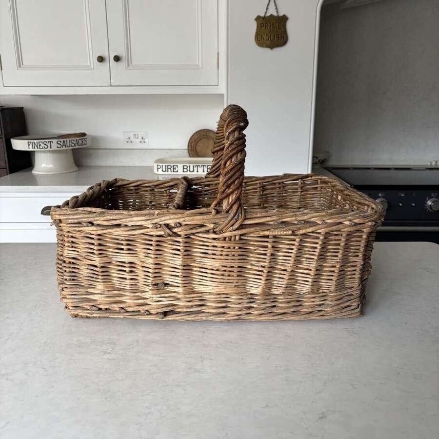 Large Early 20thC Butchers or Grocers Basket