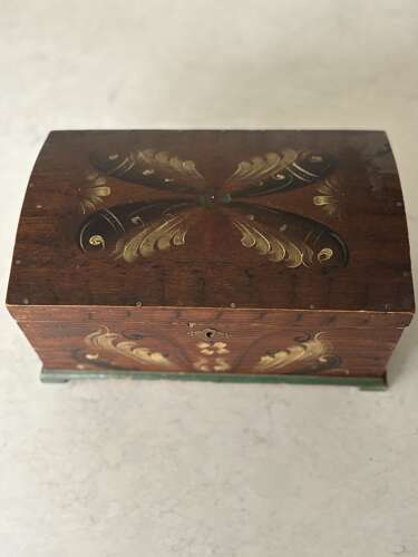 Early 20thC Continental Dome Top Pine Box in its Lovely Original Paint