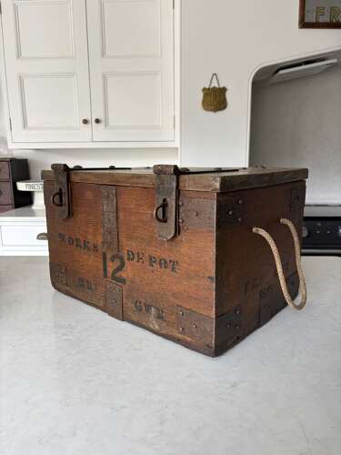 Early 20thC Solid Oak British Railways GWR Works Depot Trunk. No 12