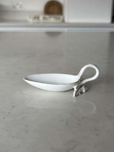 Victorian White China Medicine Spoon - Mint Condition