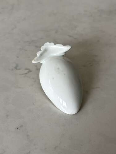 Victorian White China Medicine Spoon - Mint Condition