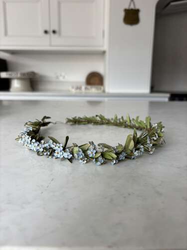1920s Hand Made Forget Me Not Wreath Hanging