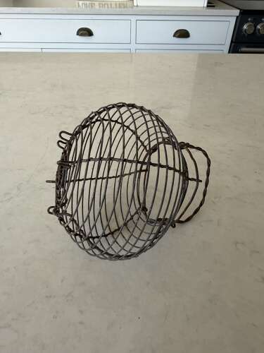 Early 20thC Wire Work Garlic Basket