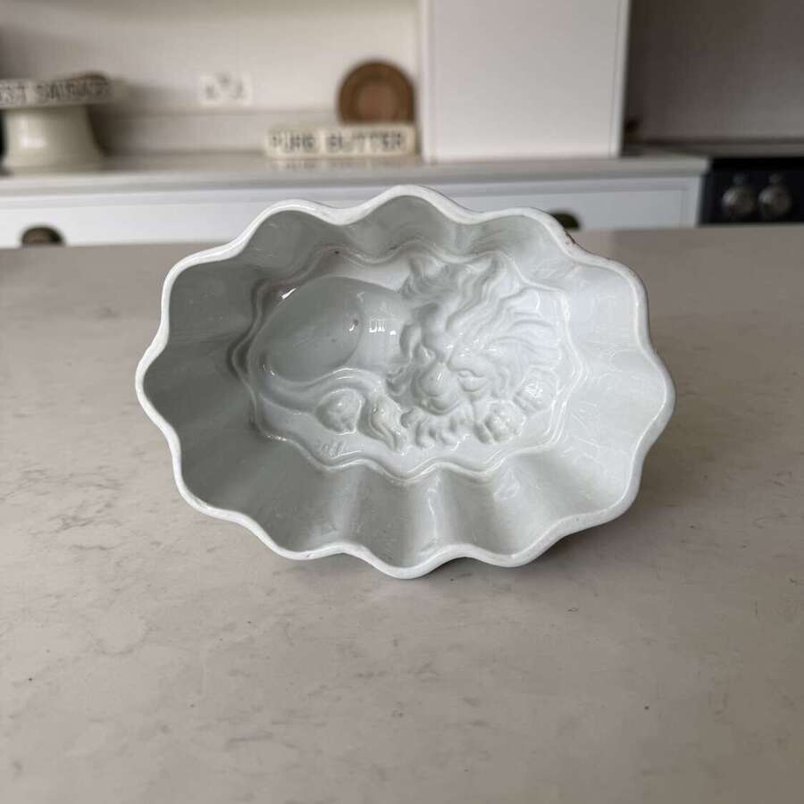 Late Victorian White Ironstone Rare Lion Jelly Mould