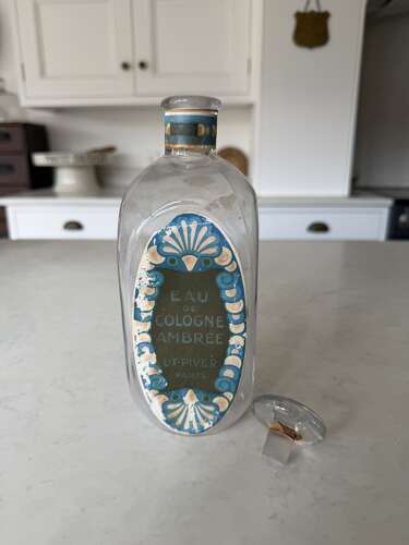 1920s Pair of Perfume Bottles from Luxury Parisian Brand L T PIVER