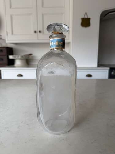 1920s Pair of Perfume Bottles from Luxury Parisian Brand L T PIVER
