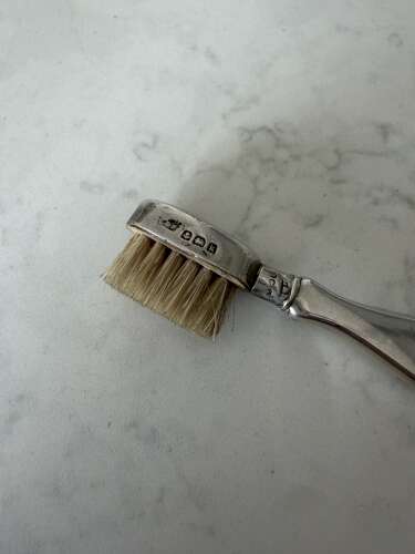 Hallmarked Silver Dated 1902 Gentleman’s Moustache Brush. Levi & Salaman