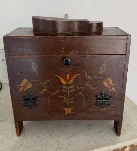 C1930s Painted Pine Shoe Shine Box - Fantastic Original Paint