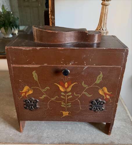 C1930s Painted Pine Shoe Shine Box - Fantastic Original Paint