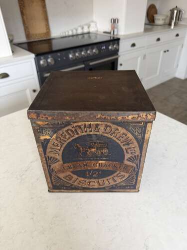 Early 20thC Grocer’s Shop Advertising Tin - Meredith & Drew Cream Crackers