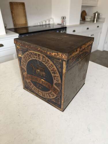Early 20thC Grocer’s Shop Advertising Tin - Meredith & Drew Cream Crackers